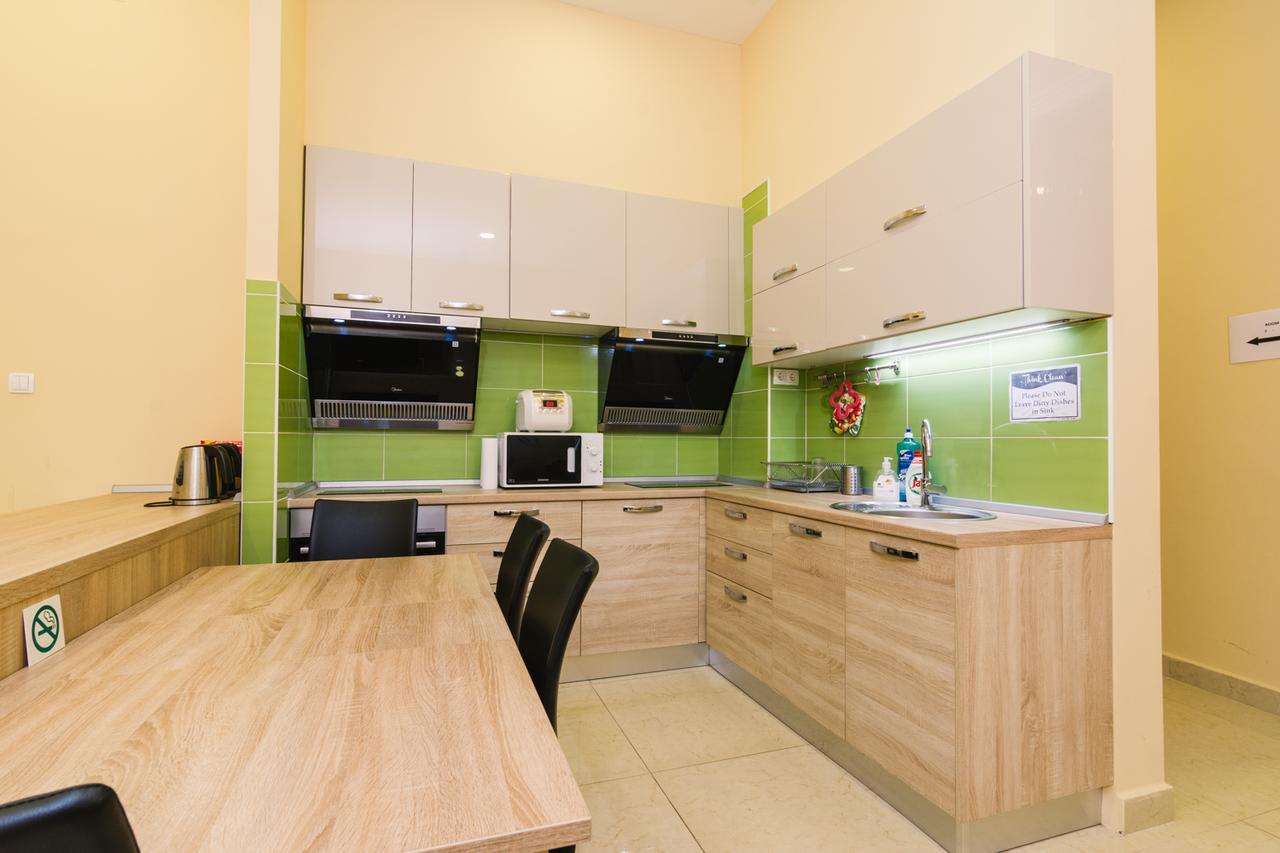 Centric Lifestyle Apartments Budapest Eksteriør billede